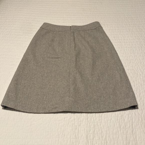 Banana Republic Wool A-Line Pencil Skirt. - Picture 4 of 8